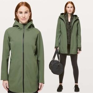 Lululemon Glyde Along Softshell Jacket Hooded Full Zip Green women Sz 8 Excl